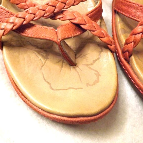 💕SALE- L.L. Bean Sandals- Women's 7M - Picture 3 of 11